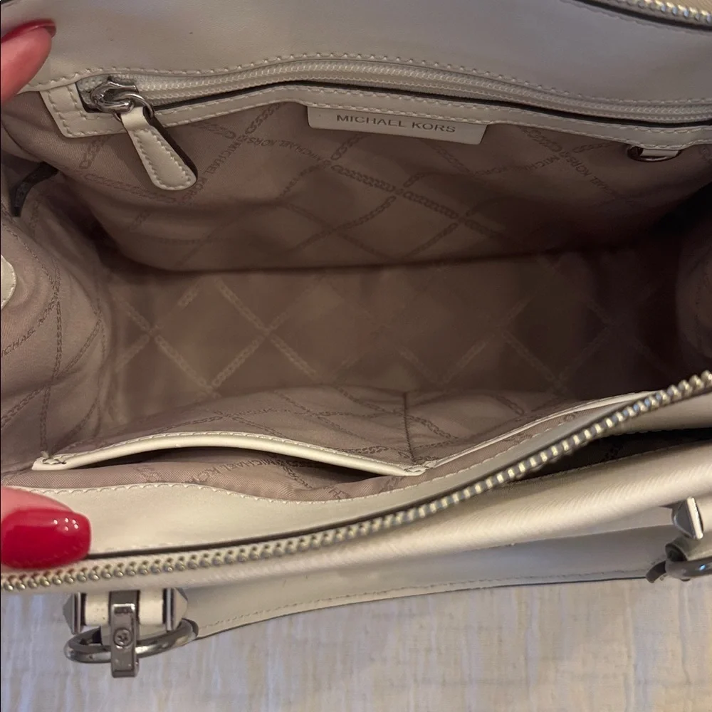 EUC! MICHAEL KORS Marilyn Medium Saffiano Leather Satchel